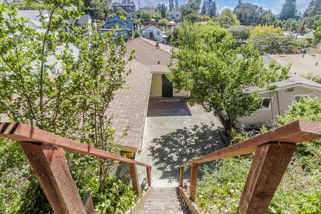 3847 Fruitvale Ave, Oakland, CA 94602