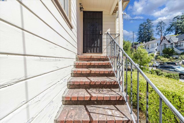 3847 Fruitvale Ave, Oakland, CA 94602