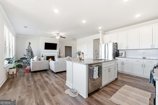 140 Lott Creek Court, Braselton, GA 30517