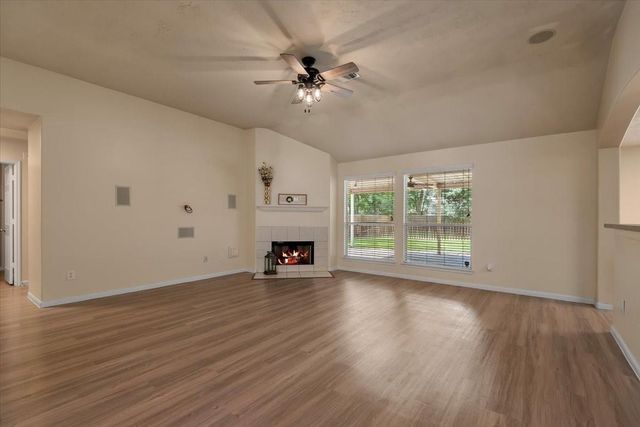 6610 Woodland Oaks, Magnolia, TX 77354
