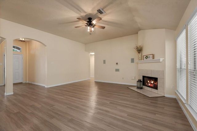 6610 Woodland Oaks, Magnolia, TX 77354