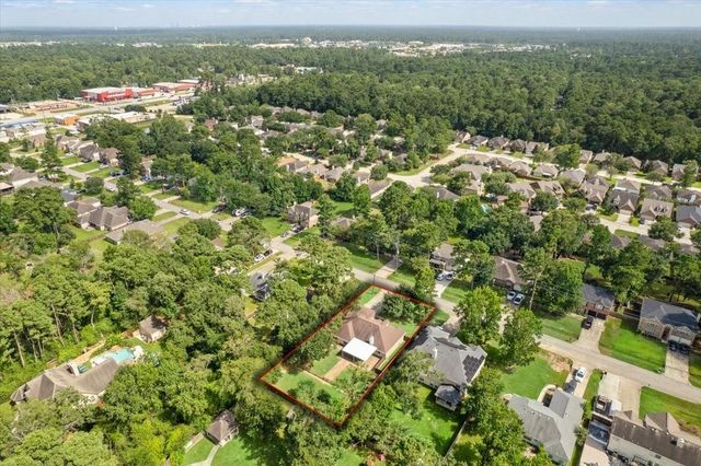6610 Woodland Oaks, Magnolia, TX 77354