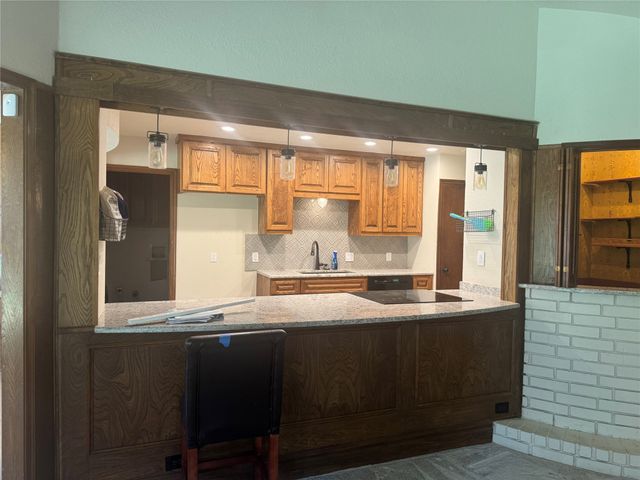 4324 Quail Hollow Road, Fort Worth, TX 76133