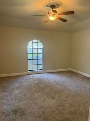4324 Quail Hollow Road, Fort Worth, TX 76133