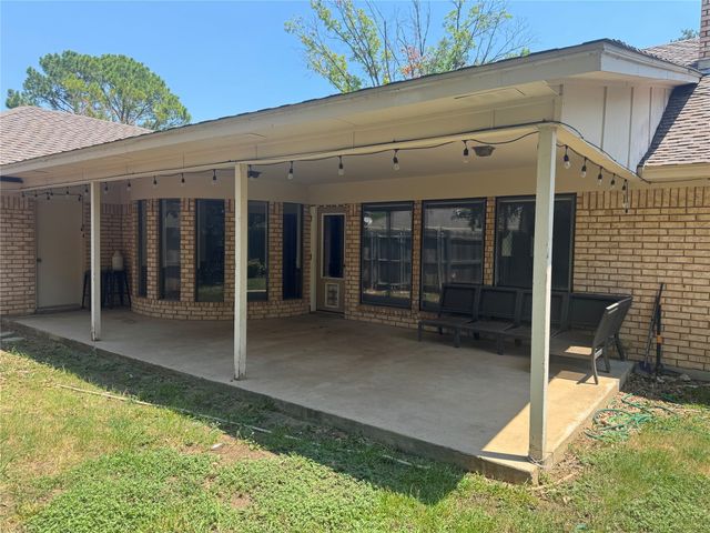 4324 Quail Hollow Road, Fort Worth, TX 76133