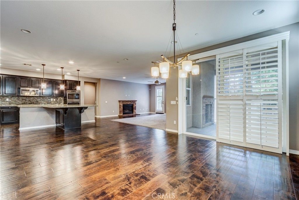 Image 14 of property listing at 31562 Shoregrass Street, Murrieta, CA 92563
