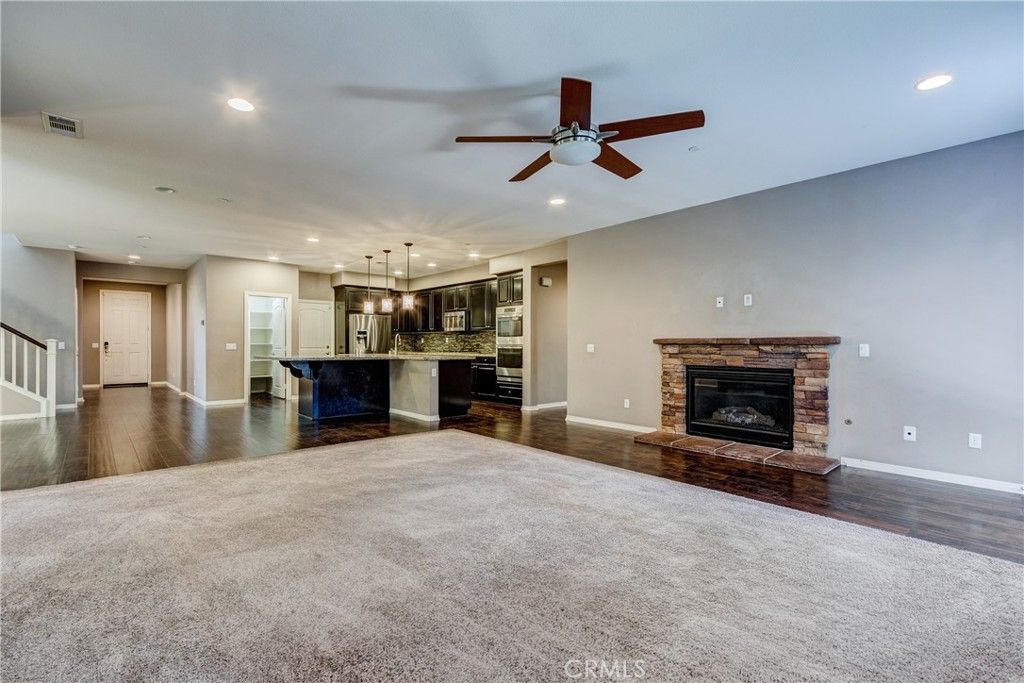 Image 18 of property listing at 31562 Shoregrass Street, Murrieta, CA 92563