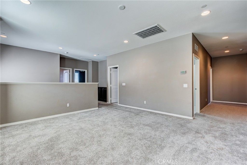 Image 28 of property listing at 31562 Shoregrass Street, Murrieta, CA 92563
