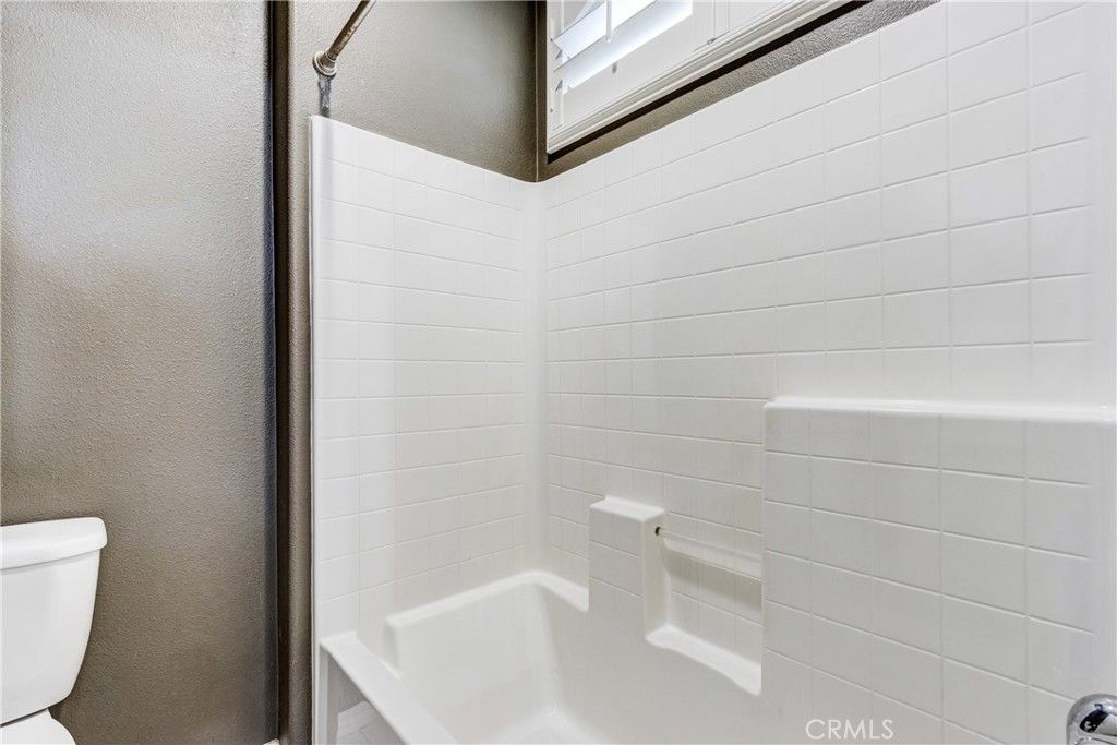 Image 34 of property listing at 31562 Shoregrass Street, Murrieta, CA 92563