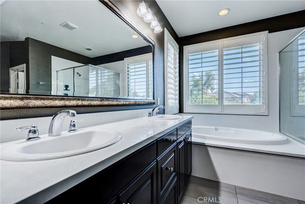 Image 45 of property listing at 31562 Shoregrass Street, Murrieta, CA 92563