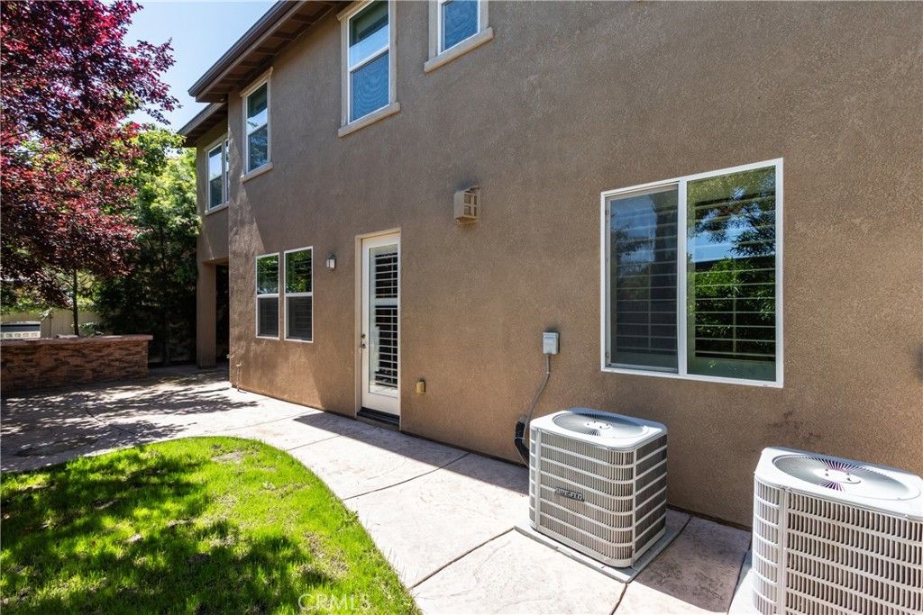 Image 54 of property listing at 31562 Shoregrass Street, Murrieta, CA 92563