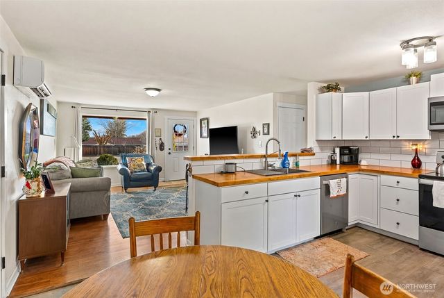 708 Cherry Court, Wenatchee, WA 98801