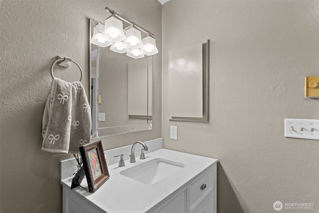 708 Cherry Court, Wenatchee, WA 98801