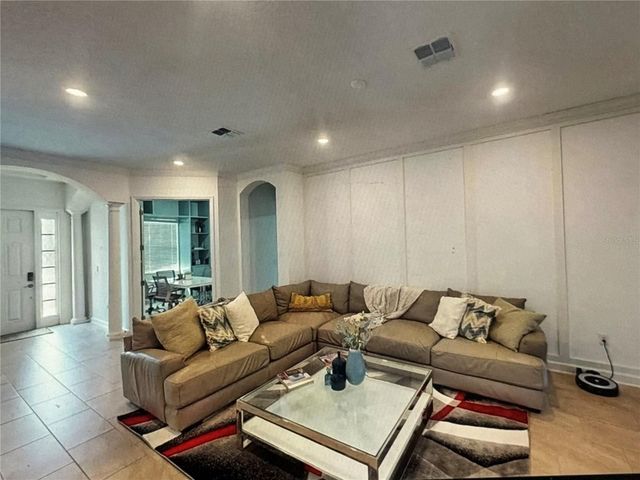 8851 FALLEN OAK DRIVE, Davenport, FL 33896