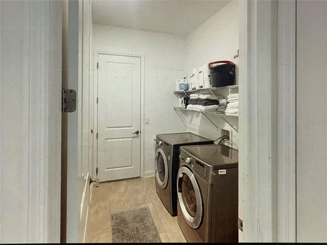 8851 FALLEN OAK DRIVE, Davenport, FL 33896