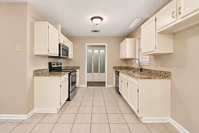 213 Wingfield Drive, Houma, LA 70360