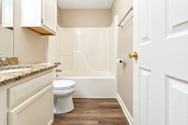 213 Wingfield Drive, Houma, LA 70360