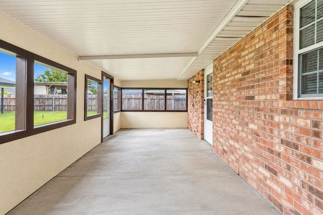 213 Wingfield Drive, Houma, LA 70360