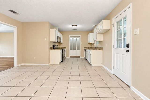 213 Wingfield Drive, Houma, LA 70360