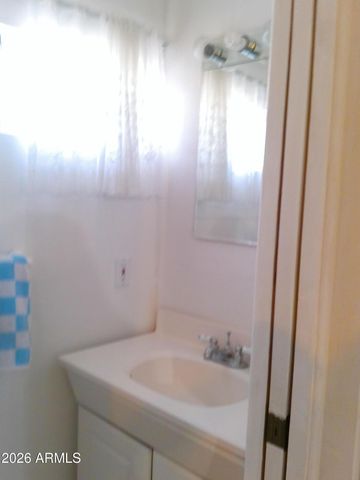 914 MINESHAFT Drive, Apache Junction, AZ 85119