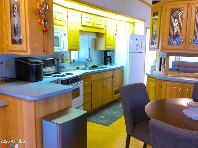 914 MINESHAFT Drive, Apache Junction, AZ 85119