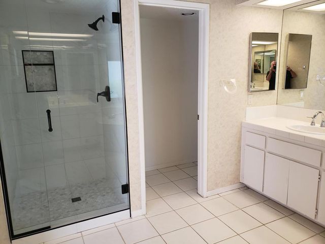 136 Desert Falls Drive E, Palm Desert, CA 92211