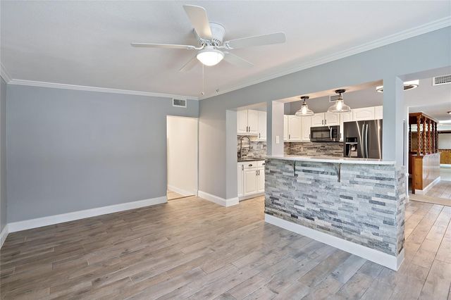 480 PALM DRIVE, Sanford, FL 32771