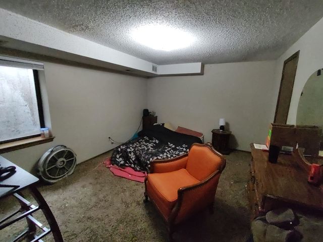 10322 W Merton Ct, Wichita, KS 67209