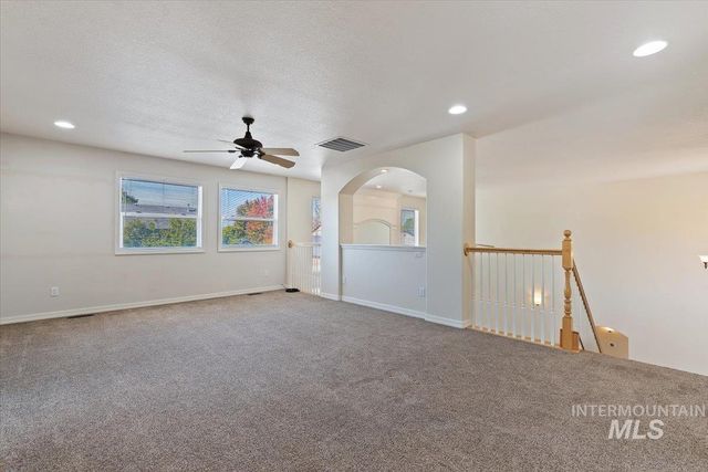 2083 S Trapper Cove Ave, Boise, ID 83709