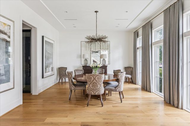 3609 Meadow Lake Lane, Houston, TX 77027