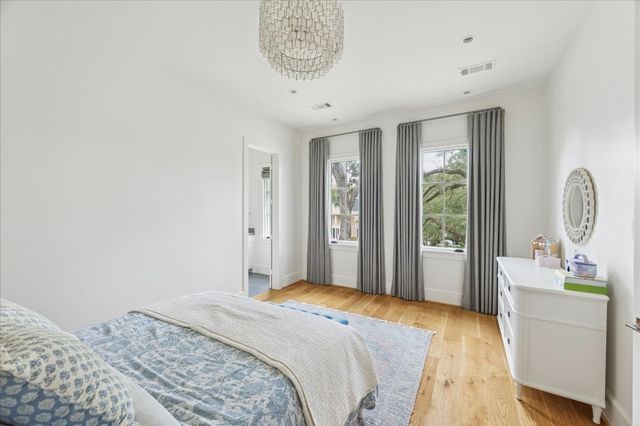 3609 Meadow Lake Lane, Houston, TX 77027