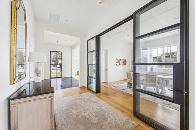 3609 Meadow Lake Lane, Houston, TX 77027