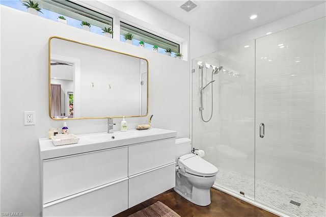 1390 Mandarin RD, Naples, FL 34102