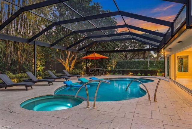 1390 Mandarin RD, Naples, FL 34102