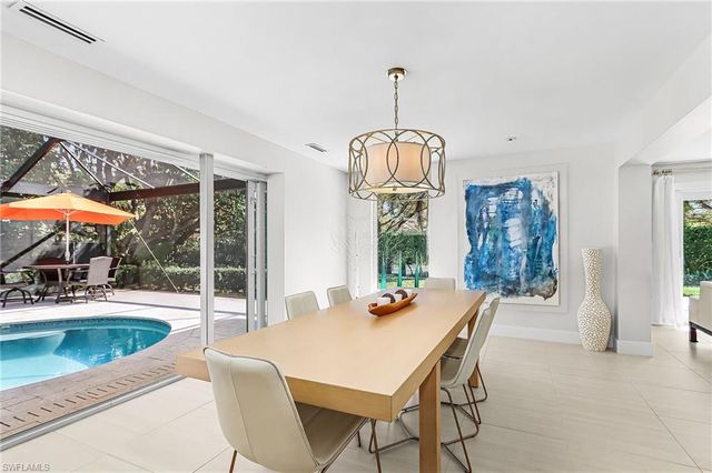 1390 Mandarin RD, Naples, FL 34102