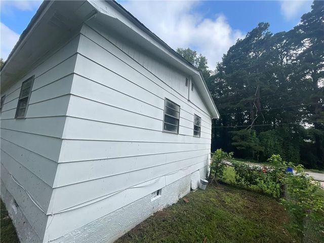 9135 Ford SW Street, Covington, GA 30014