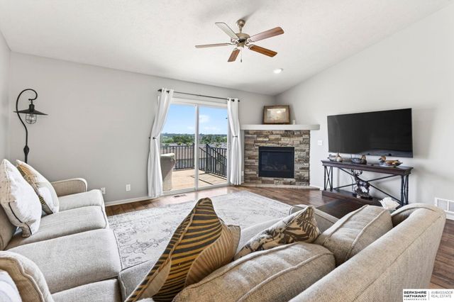 13924 Vane Street, Omaha, NE 68142