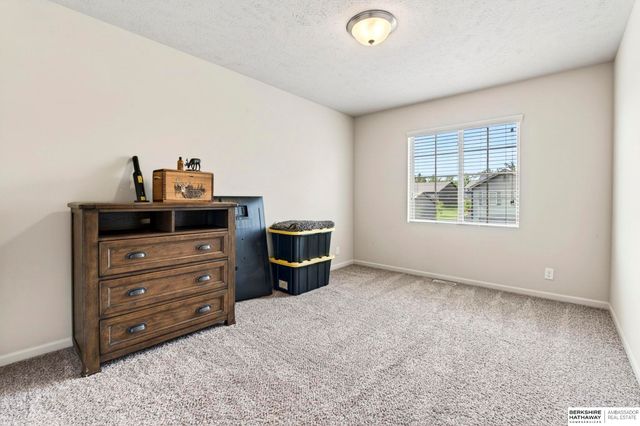 13924 Vane Street, Omaha, NE 68142