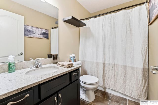 13924 Vane Street, Omaha, NE 68142