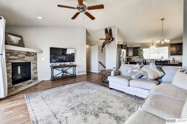 13924 Vane Street, Omaha, NE 68142
