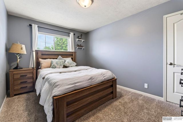 13924 Vane Street, Omaha, NE 68142