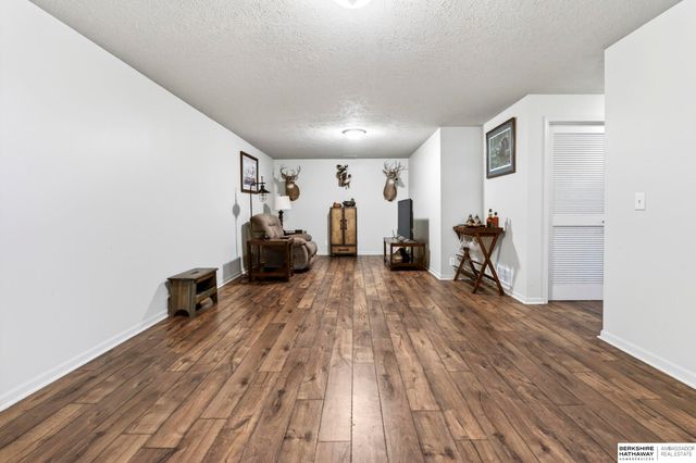 13924 Vane Street, Omaha, NE 68142