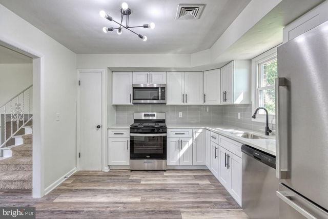 362 ALLEGHENY DR, York, PA 17402