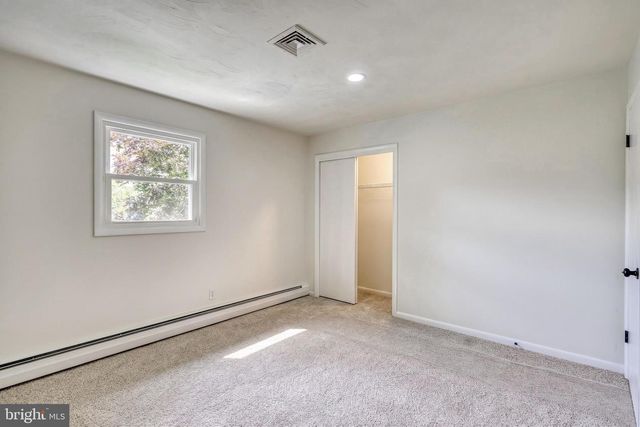 362 ALLEGHENY DR, York, PA 17402