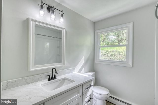 362 ALLEGHENY DR, York, PA 17402