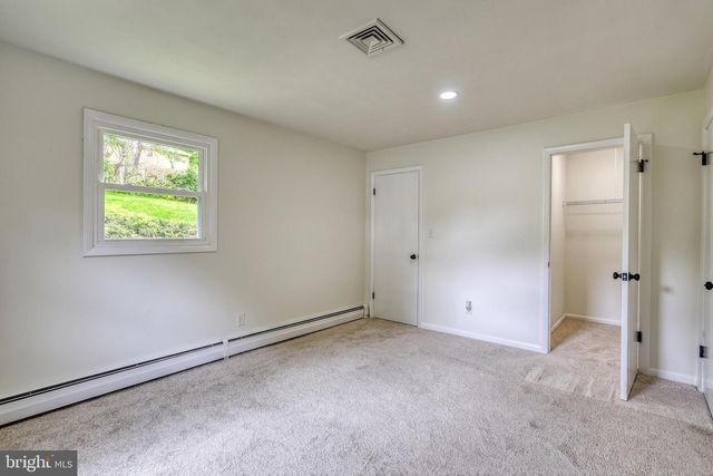 362 ALLEGHENY DR, York, PA 17402
