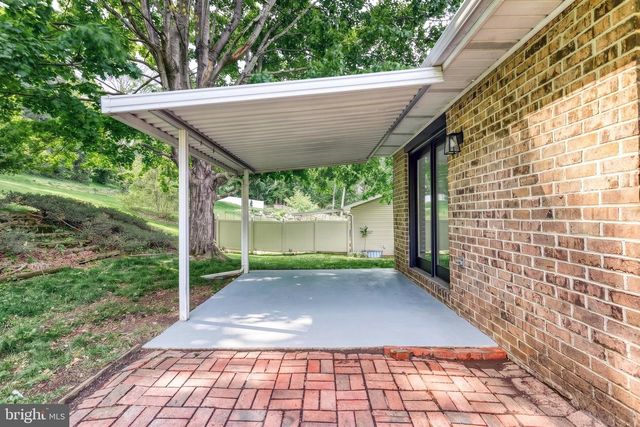 362 ALLEGHENY DR, York, PA 17402