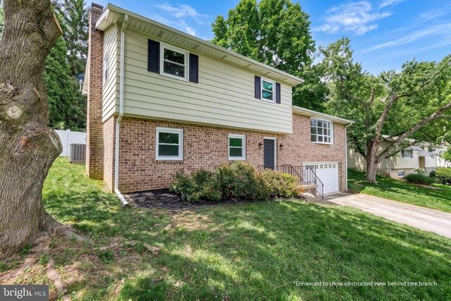 362 ALLEGHENY DR, York, PA 17402