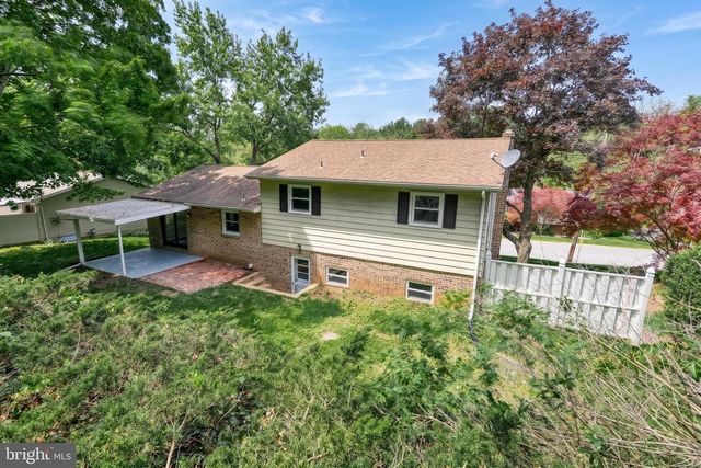 362 ALLEGHENY DR, York, PA 17402