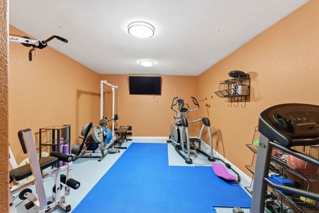 1690 Jason Dr, El Dorado, KS 67042